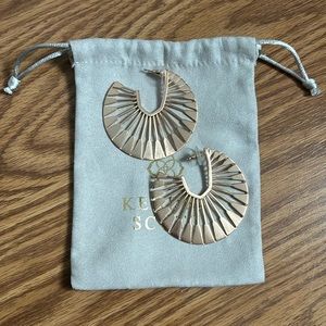 Kendra Scott Deanne earrings - rose gold